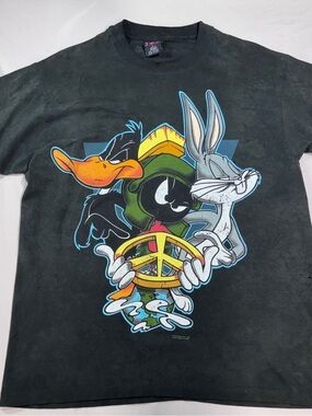 Vintage Giant 1993 Looney Tunes Peace Sign Shirt Heavily Distressed